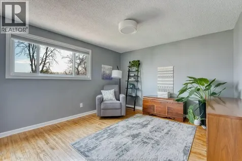 326 Centre Street Essex ON N8M 1R4