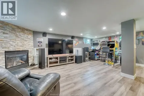 326 Centre Street Essex ON N8M 1R4
