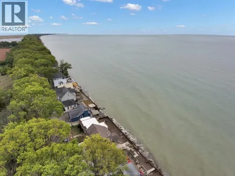 1006 Point Pelee Drive Leamington ON N8H 3V4