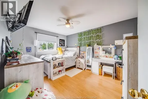 3 Anfred Street Leamington ON N8H 5L2