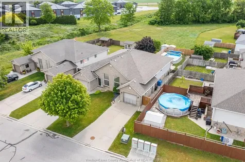 3 Anfred Street Leamington ON N8H 5L2