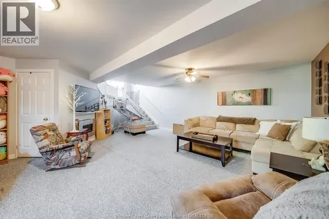 3 Anfred Street Leamington ON N8H 5L2