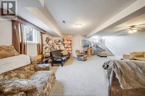 3 Anfred Street Leamington ON N8H 5L2