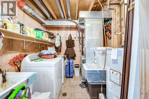 3 Anfred Street Leamington ON N8H 5L2