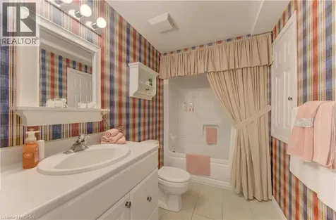 74 Autumn Ridge Trail Kitchener ON N2P 2M5