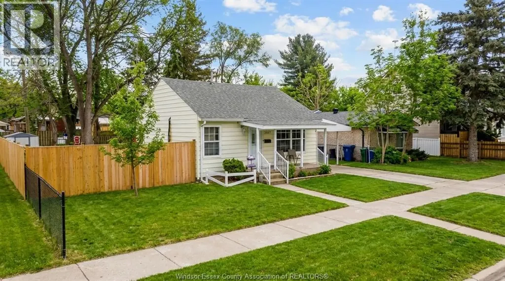 3567 King Street Windsor ON N9C 1P4