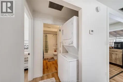 3567 King Street Windsor ON N9C 1P4