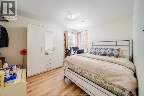3567 King Street Windsor ON N9C 1P4