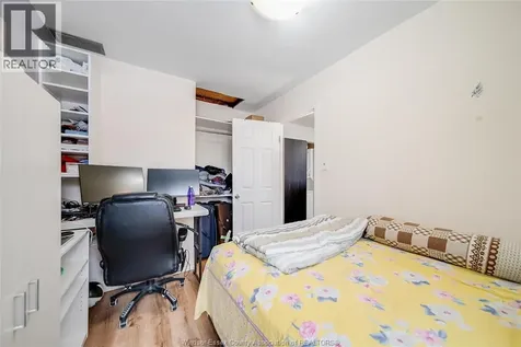 3567 King Street Windsor ON N9C 1P4