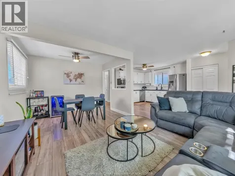 372 Carling Crescent Windsor ON N8S 3X8