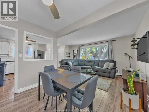 372 Carling Crescent Windsor ON N8S 3X8