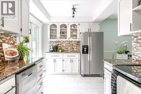 219 Athenia Drive Stoney Creek ON L8J 1T6
