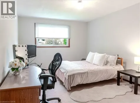 219 Athenia Drive Stoney Creek ON L8J 1T6
