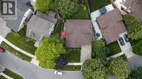 219 Athenia Drive Stoney Creek ON L8J 1T6