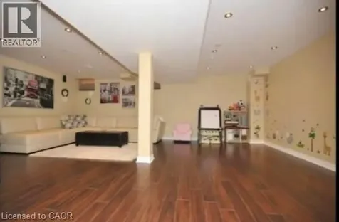 5424 Tasha Drive Mississauga ON L5M 7Y2