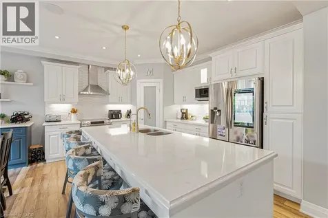 626 Wild Rye Street Waterloo ON N2V 0E3