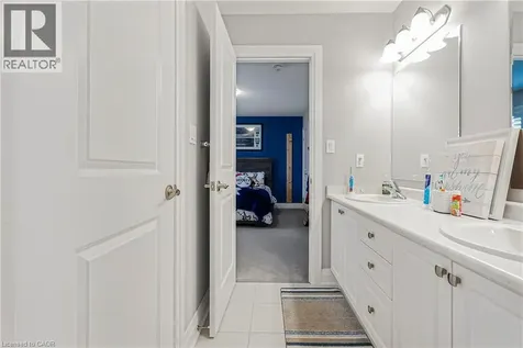 626 Wild Rye Street Waterloo ON N2V 0E3