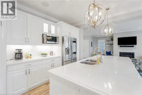 626 Wild Rye Street Waterloo ON N2V 0E3
