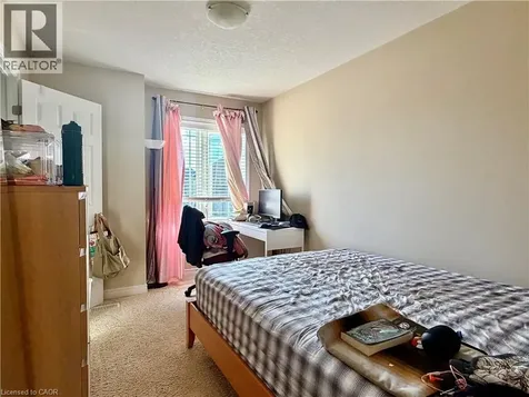 139 Coopershawk Street Kitchener ON N2K 4J3