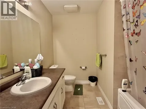 139 Coopershawk Street Kitchener ON N2K 4J3