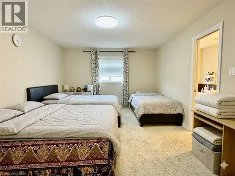 139 Coopershawk Street Kitchener ON N2K 4J3