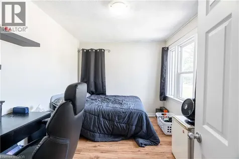 1519 Howland Avenue London ON N5V 1W8