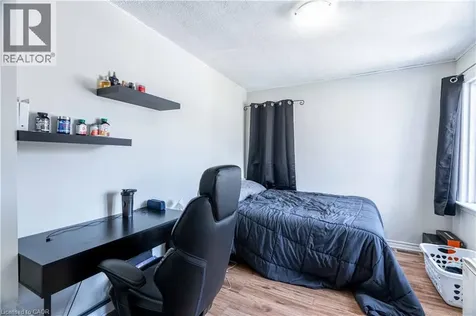 1519 Howland Avenue London ON N5V 1W8