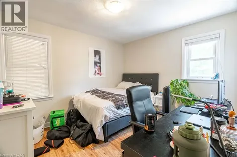 1519 Howland Avenue London ON N5V 1W8