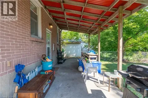 1519 Howland Avenue London ON N5V 1W8