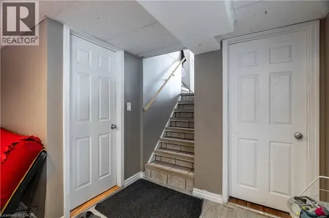 1519 Howland Avenue London ON N5V 1W8
