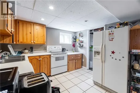 1519 Howland Avenue London ON N5V 1W8