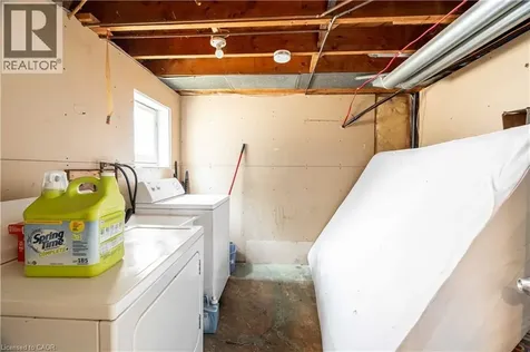 1519 Howland Avenue London ON N5V 1W8