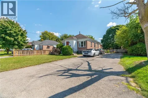 1519 Howland Avenue London ON N5V 1W8