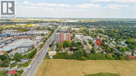 1519 Howland Avenue London ON N5V 1W8