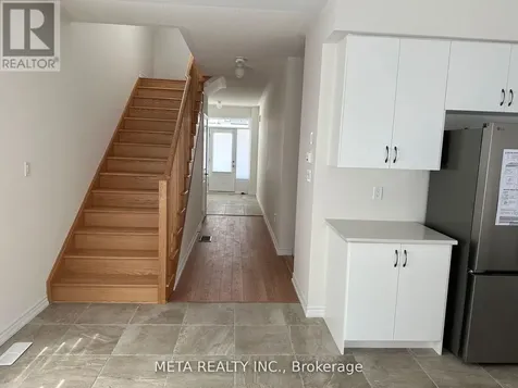34 Durham Avenue Barrie ON L9S 2Z8