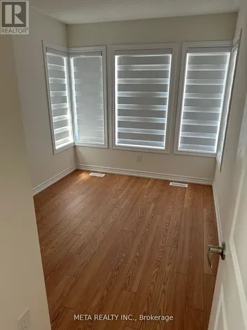 34 Durham Avenue Barrie ON L9S 2Z8