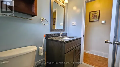 1764 Gage Crescent Ottawa ON K2C 0Z9