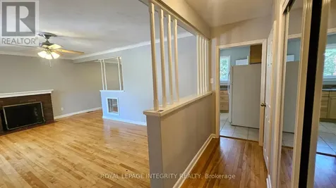 1764 Gage Crescent Ottawa ON K2C 0Z9
