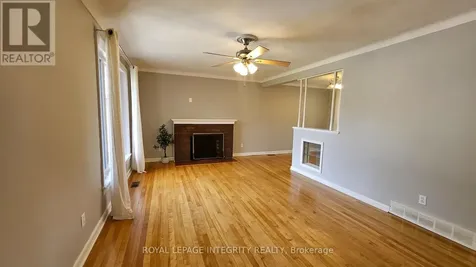 1764 Gage Crescent Ottawa ON K2C 0Z9
