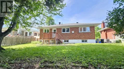 1764 Gage Crescent Ottawa ON K2C 0Z9