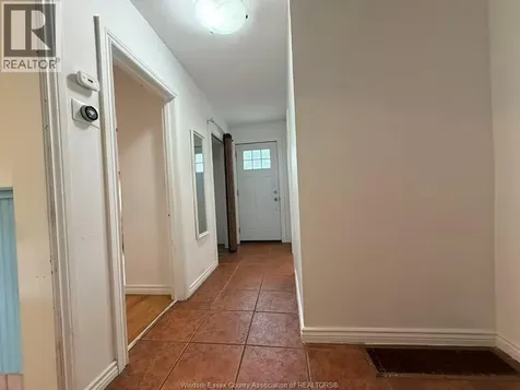 307 Sacred Heart Drive Lasalle ON N9J 1T1