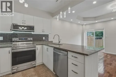 144 Benziger Lane Stoney Creek ON L8E 6G6