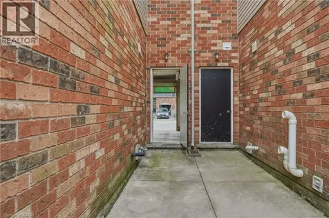 144 Benziger Lane Stoney Creek ON L8E 6G6