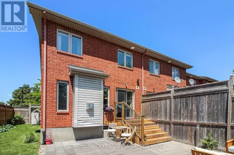 418 Meilleur Private Ottawa ON K1L 0A3