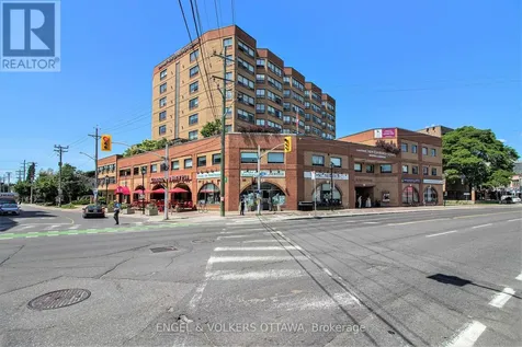 418 Meilleur Private Ottawa ON K1L 0A3