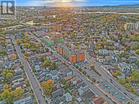 418 Meilleur Private Ottawa ON K1L 0A3