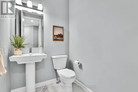 158 Aquarium Avenue Ottawa ON K4A 1L1