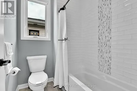 158 Aquarium Avenue Ottawa ON K4A 1L1