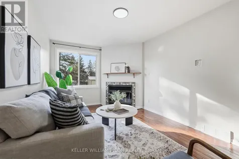 25 Robarts Crescent Ottawa ON K2L 3Z4