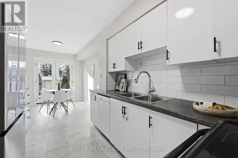 25 Robarts Crescent Ottawa ON K2L 3Z4